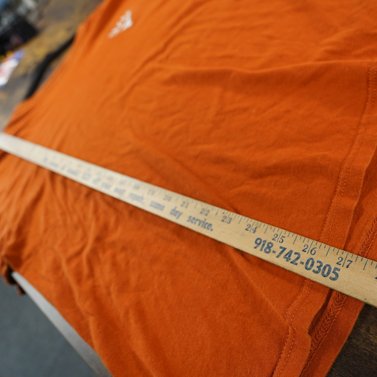 (XXL) Vintage Texas Longhorns Embroidered T-Shirt Men's XXL Russell Athletic Orange