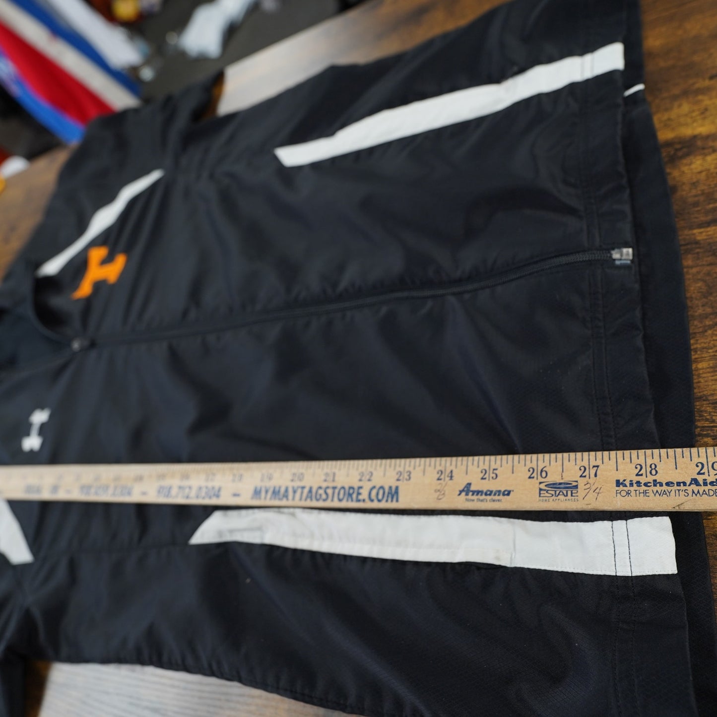 (S) University of Tennessee Volunteers Under Armour Windbreaker Jacket Men's S Black