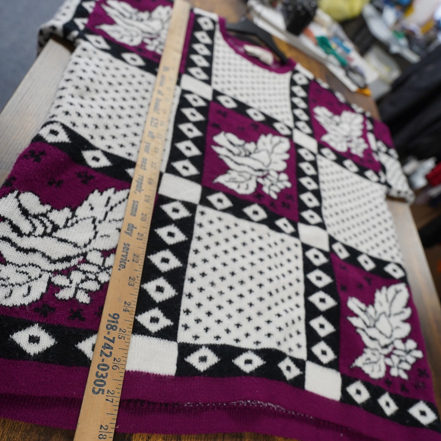 (Women's XL) Vintage Essentials Floral 90s Knit Sweater Women's XL Cottage White Purple Retro