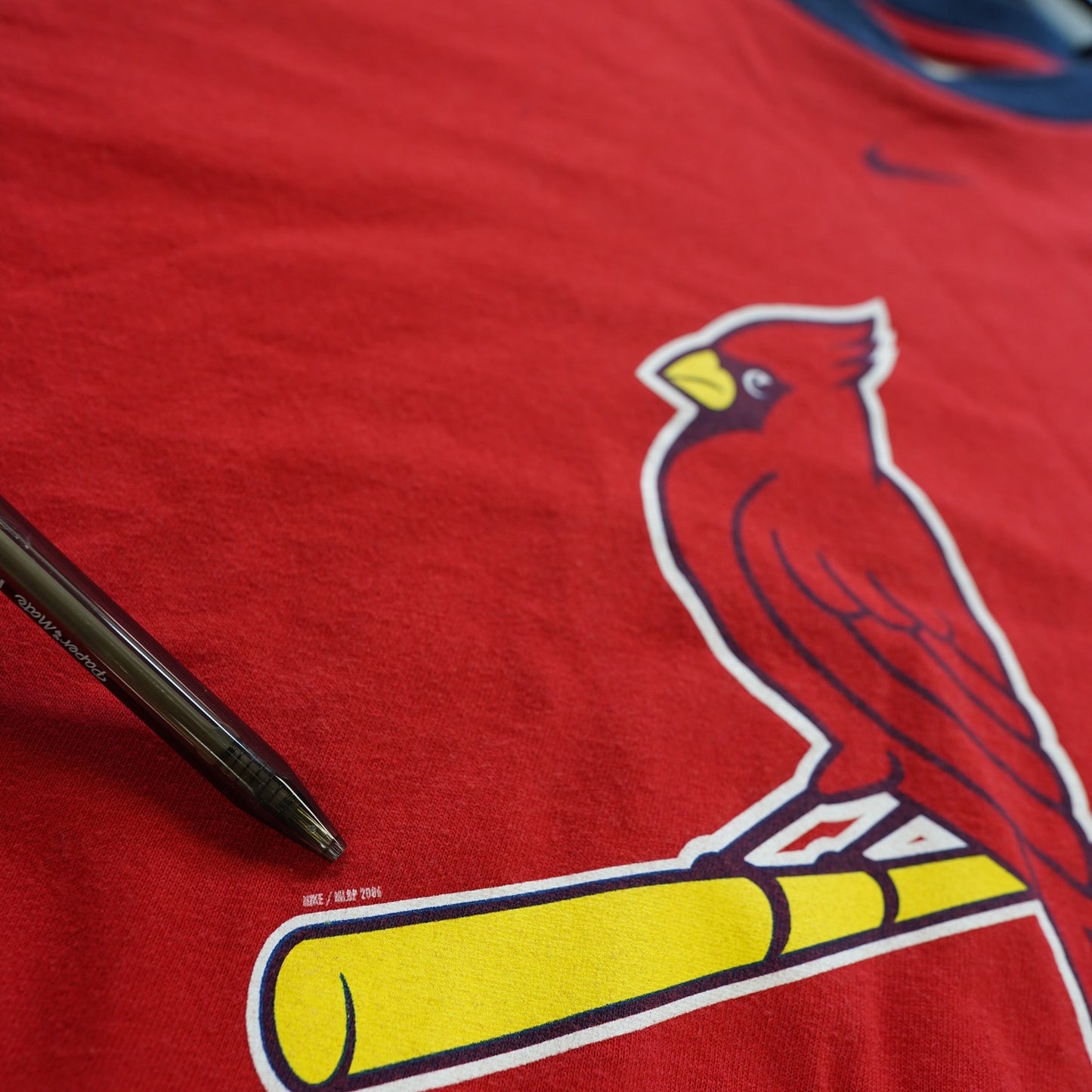 (M) Vintage Team Nike St. Louis Cardinals Center Swoosh Ringer T-Shirt Men's M 2000s Red