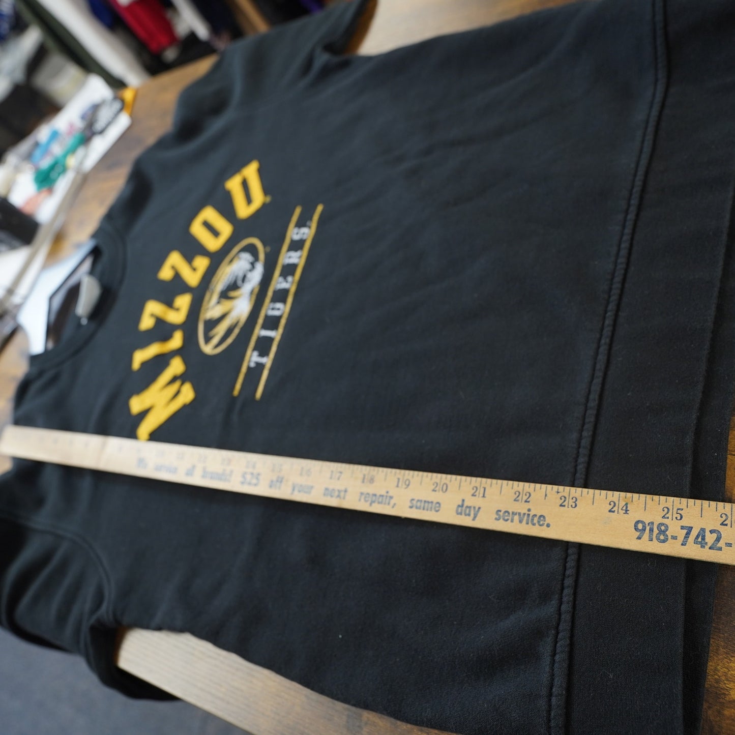 (M) University of Missouri Tigers Sewn Champion Sweatshirt Men's M Black Mizzou