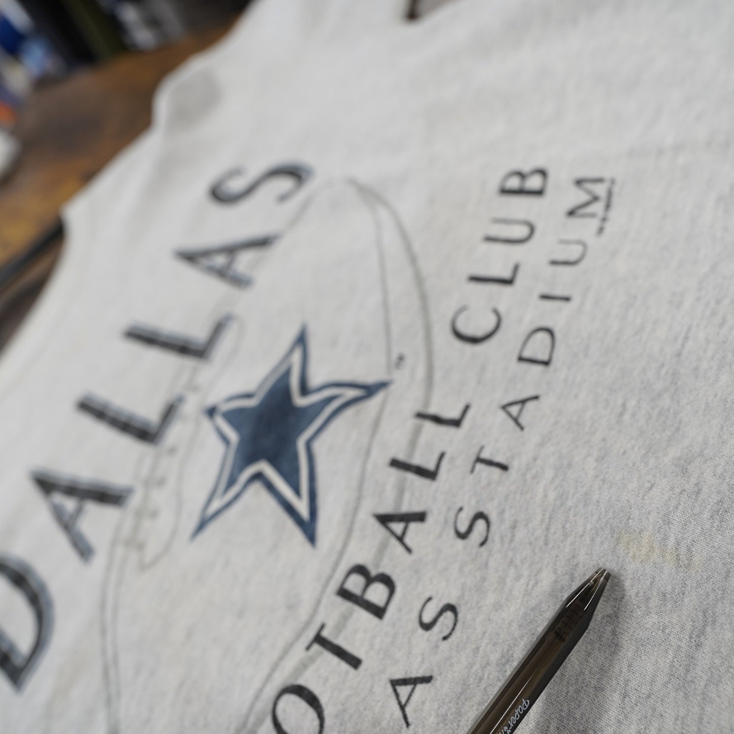 (M) Vintage Dallas Cowboys 90s Crop Top Sweatshirt Women's M Gray Salem Sportswear