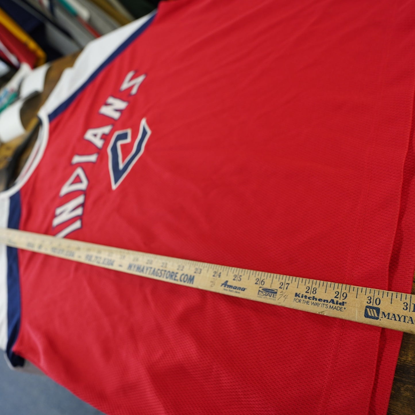 (XL) Cleveland Indians Cooperstown Collection 1975 Baseball Jersey Men's XL Red Sewn