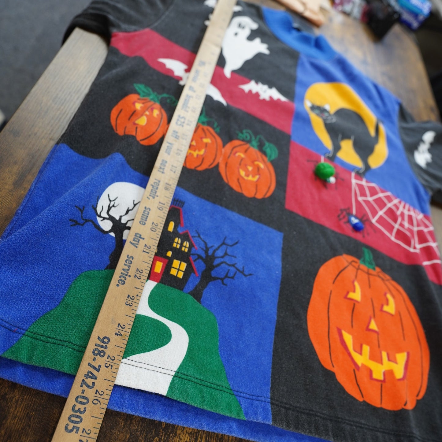 (Women's M) Vintage 90s Halloween Spooky Sweater Women's M Bats Cats Ghosts Pumpkins Spumoni