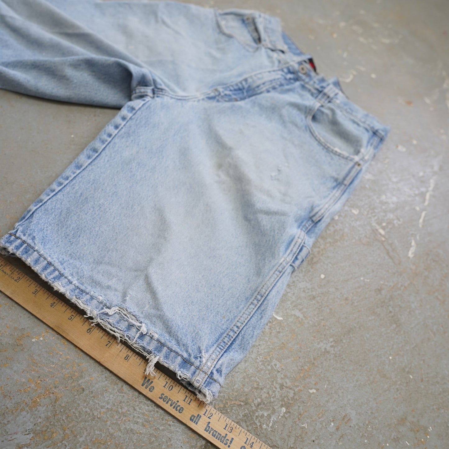 (Sz. 32) Vintage SouthPole Y2K Baggy Denim Shorts Mens 32in 2000s Jorts Light Blue Skate