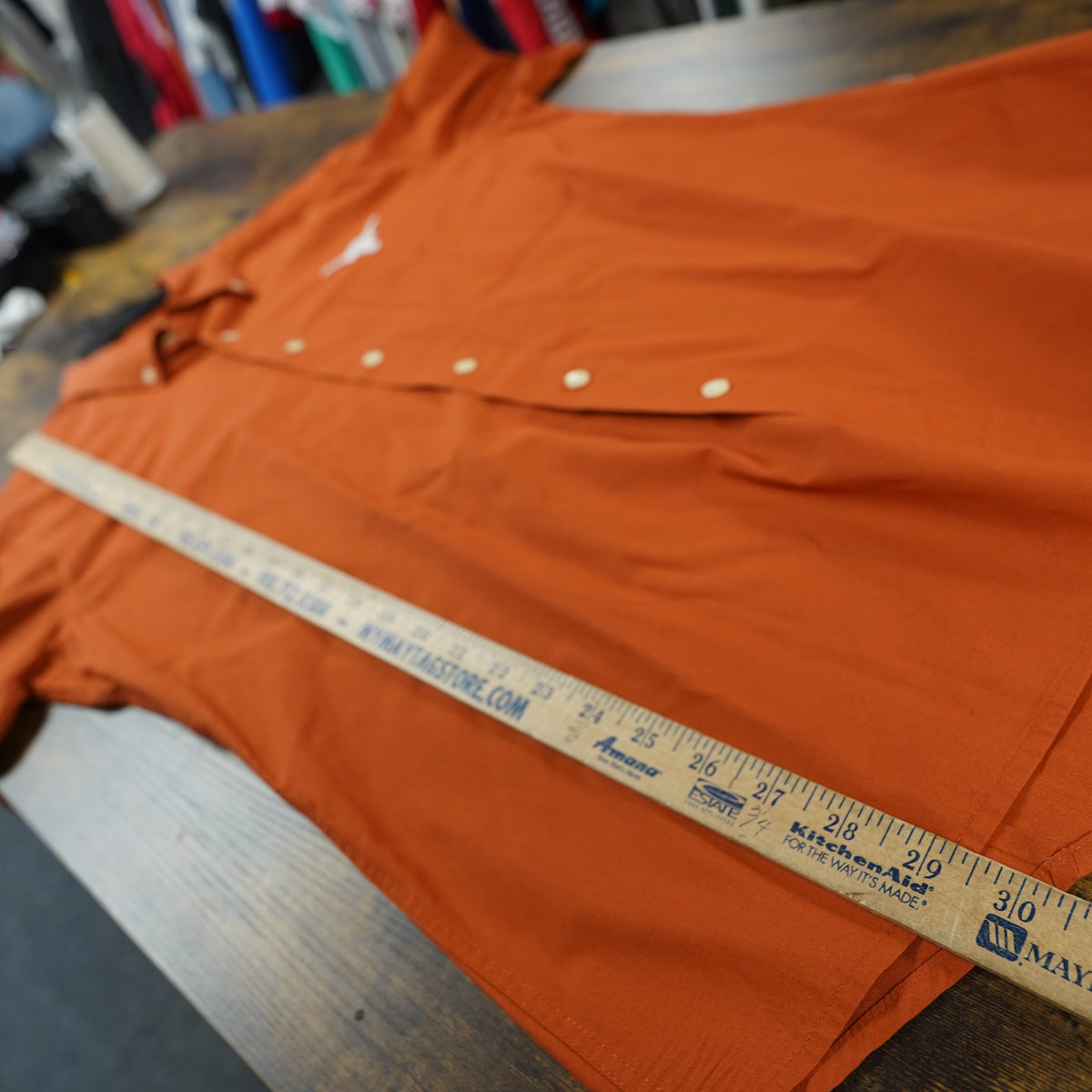 (M) Antigua Mens University of Texas UT Longhorns Burnt Orange Button Down Shirt M