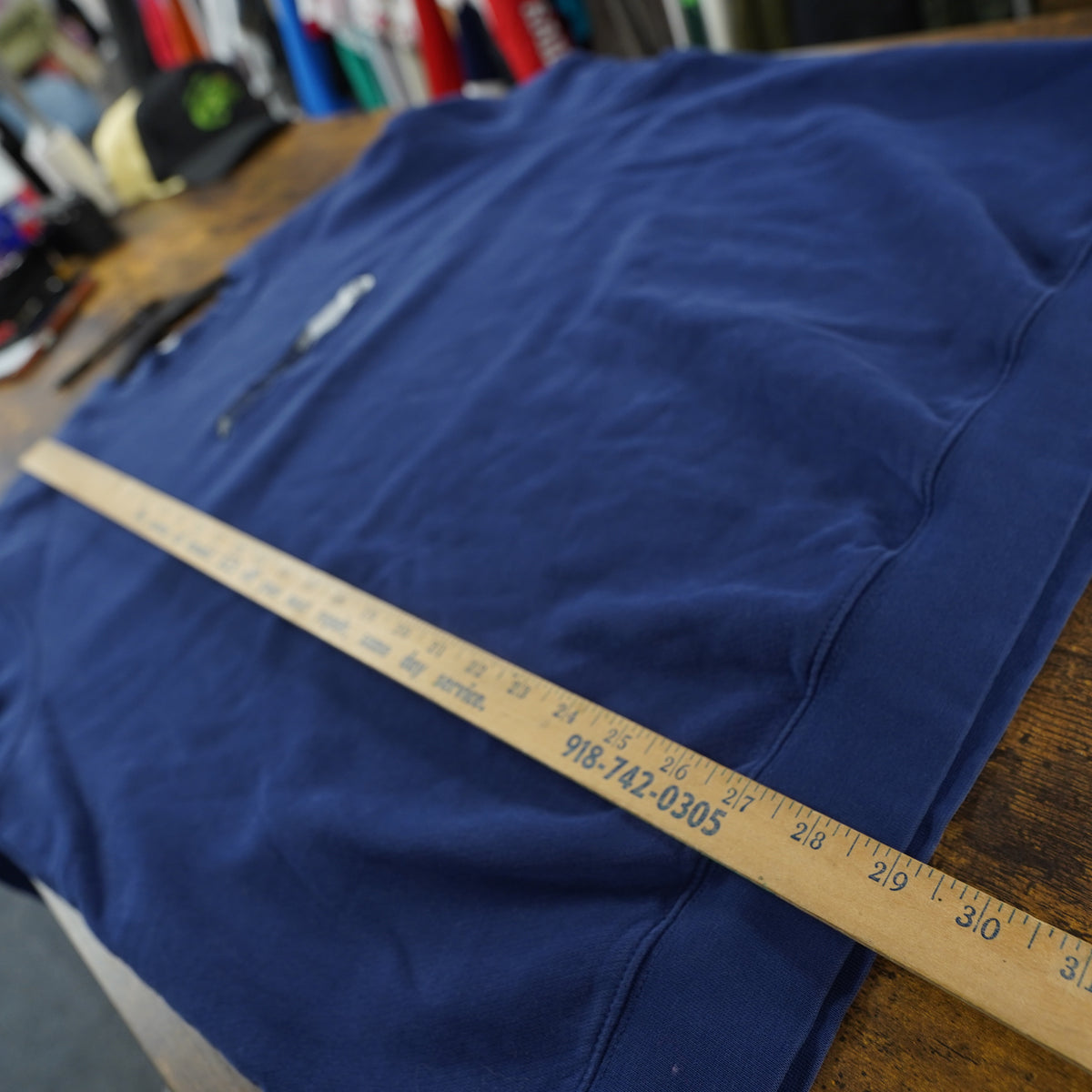 (XL) Vintage Adidas Crewneck Sweatshirt XL Blue Y2K Embroidered Sewn Logo Pullover