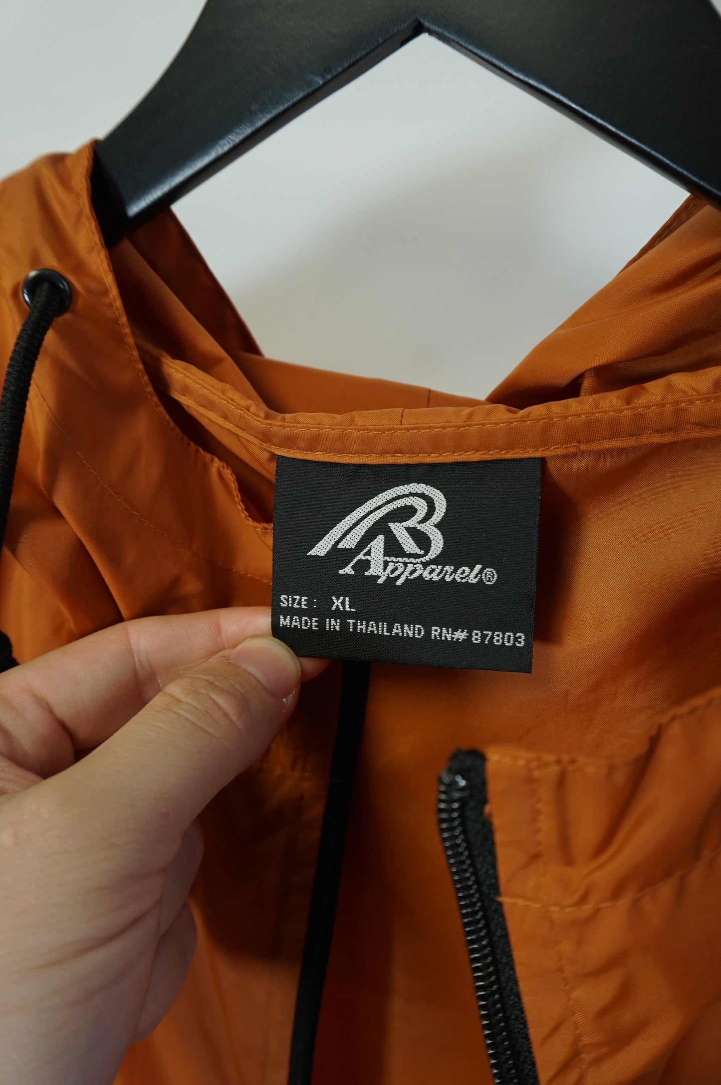 (XL) Universtiy of Texas Windbreaker