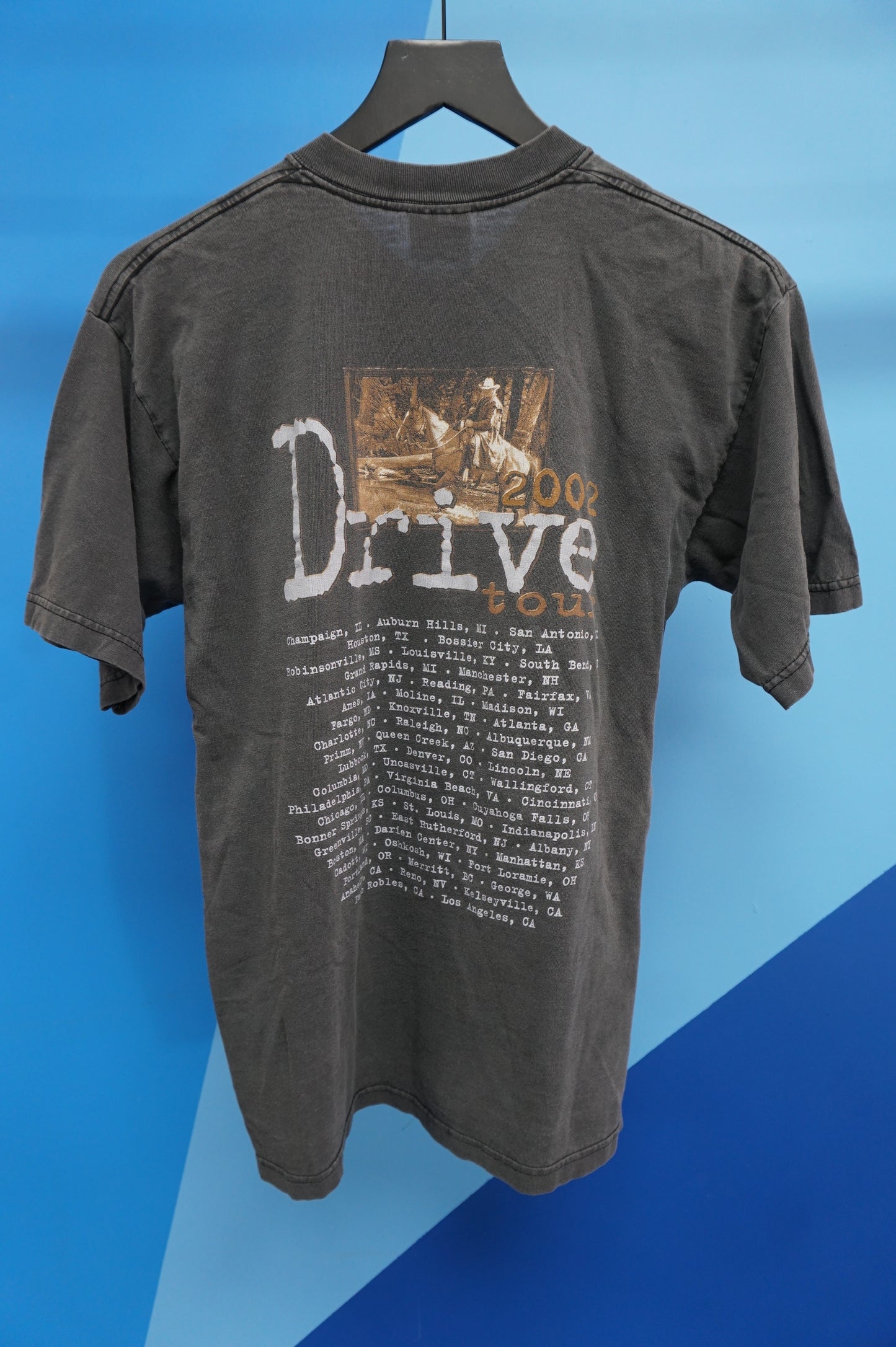 (M) 2002 Alan Jackson Drive Tour T-Shirt