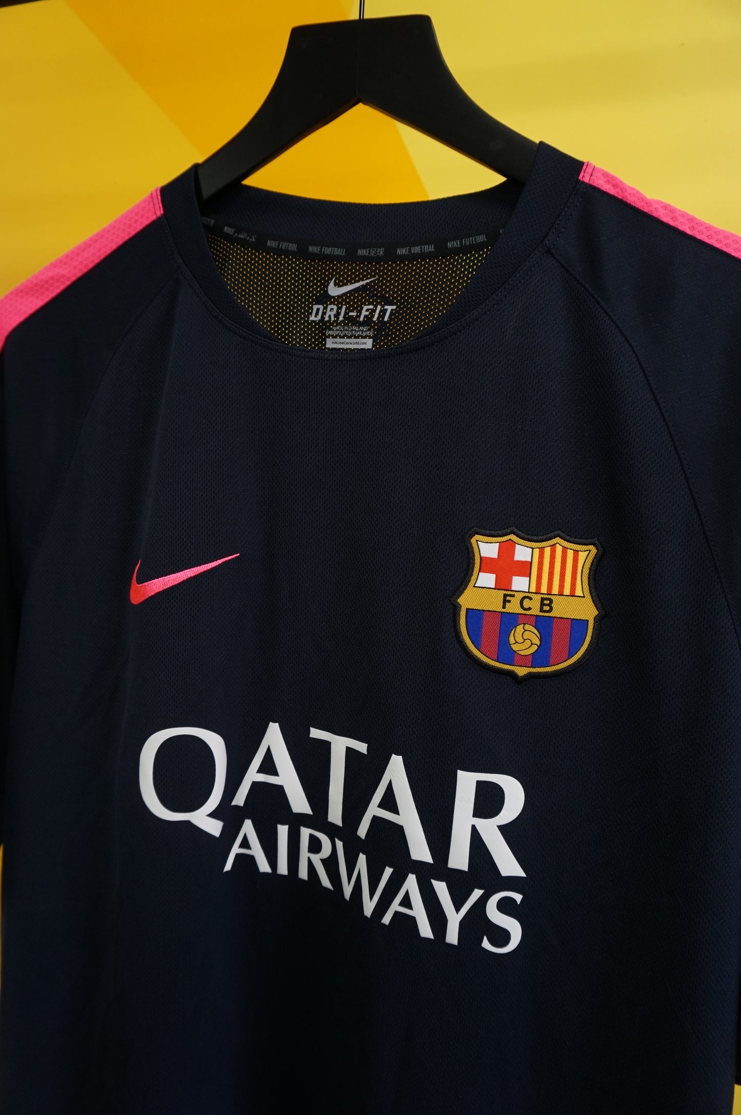 (L/XL) Barcelona Training Soccer Jersey