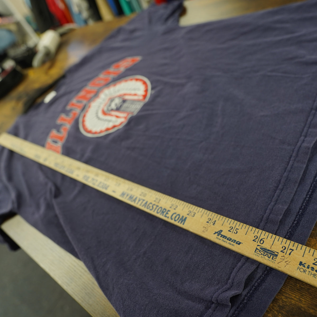 (L) Vintage Illinois Fighting Illini Delta Pro Weight T-Shirt Navy Blue Large L