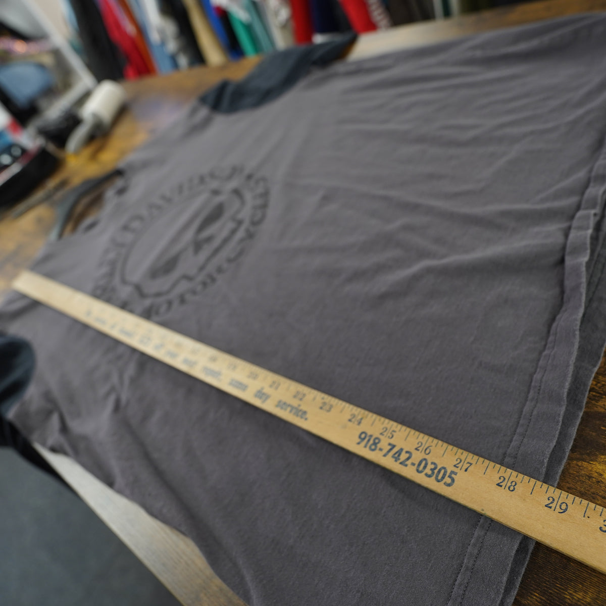 (XXL) Harley Davidson Willie G Skull Long Sleeve Shirt Mens 2XL Gray Black Y2K Biker