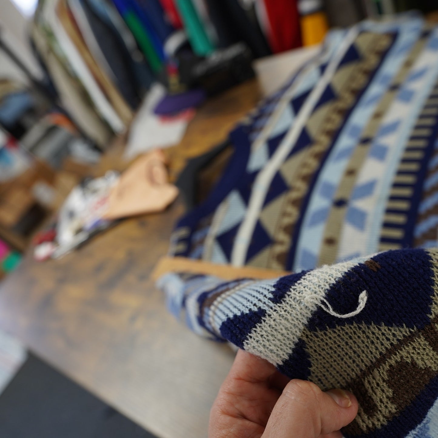 (Women's L) Vintage Kimberly Hunter Collection Geometric Crewneck Knit Sweater Womens L Blue