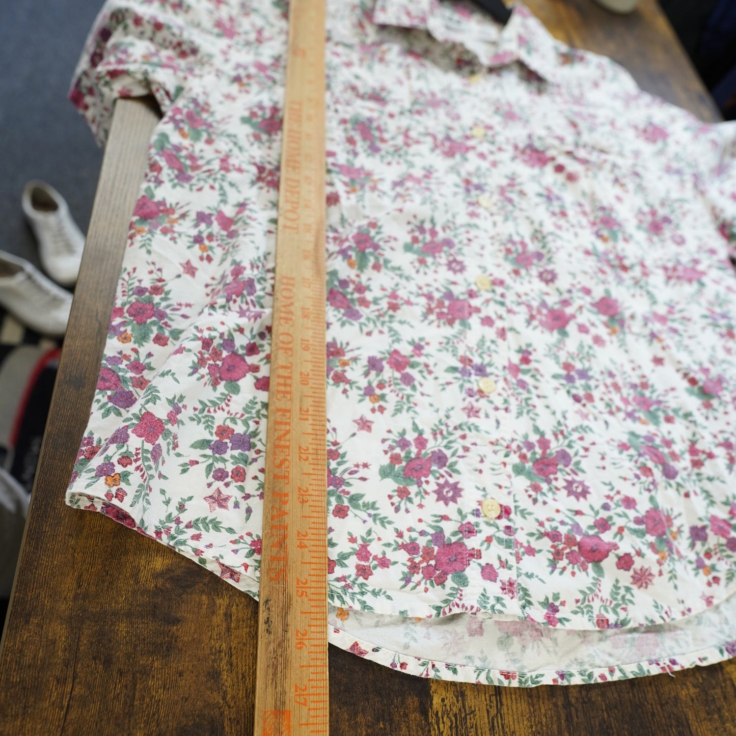 (Women's M) Vintage ILIO Floral Button Up Shirt Short Sleeve Women's Medium 90s Retro Flower