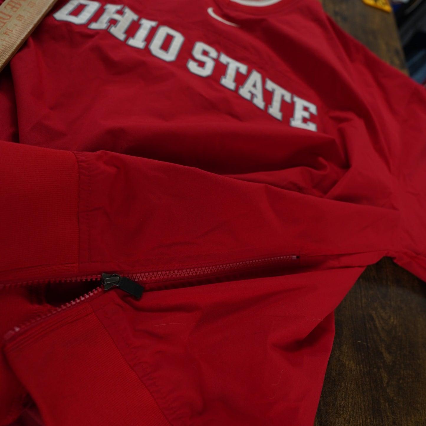 (XXL) Nike Ohio State Buckeyes Center Swoosh Pullover Windbreaker Men's XXL Red