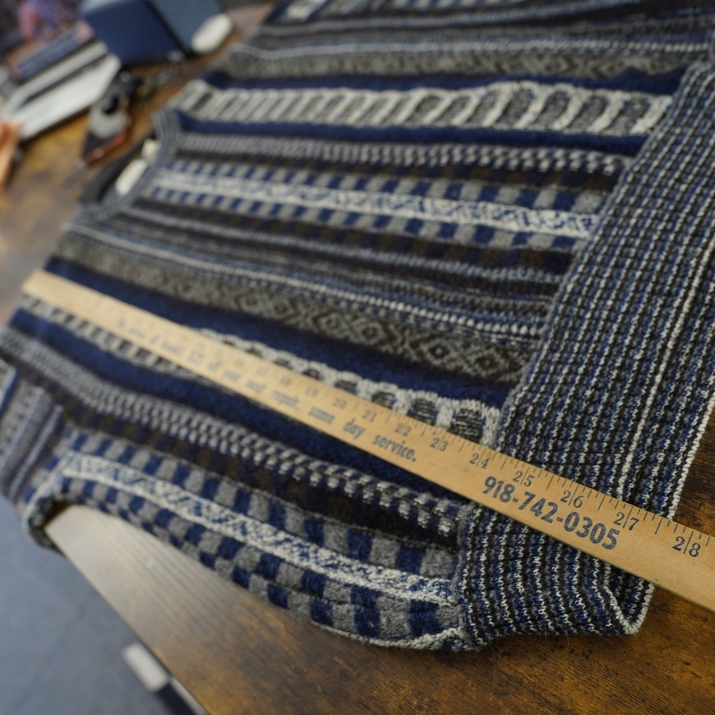 (L) Vintage 90s Geometric Norm Thompson Knit Sweater Men's L Made in Italy Striped