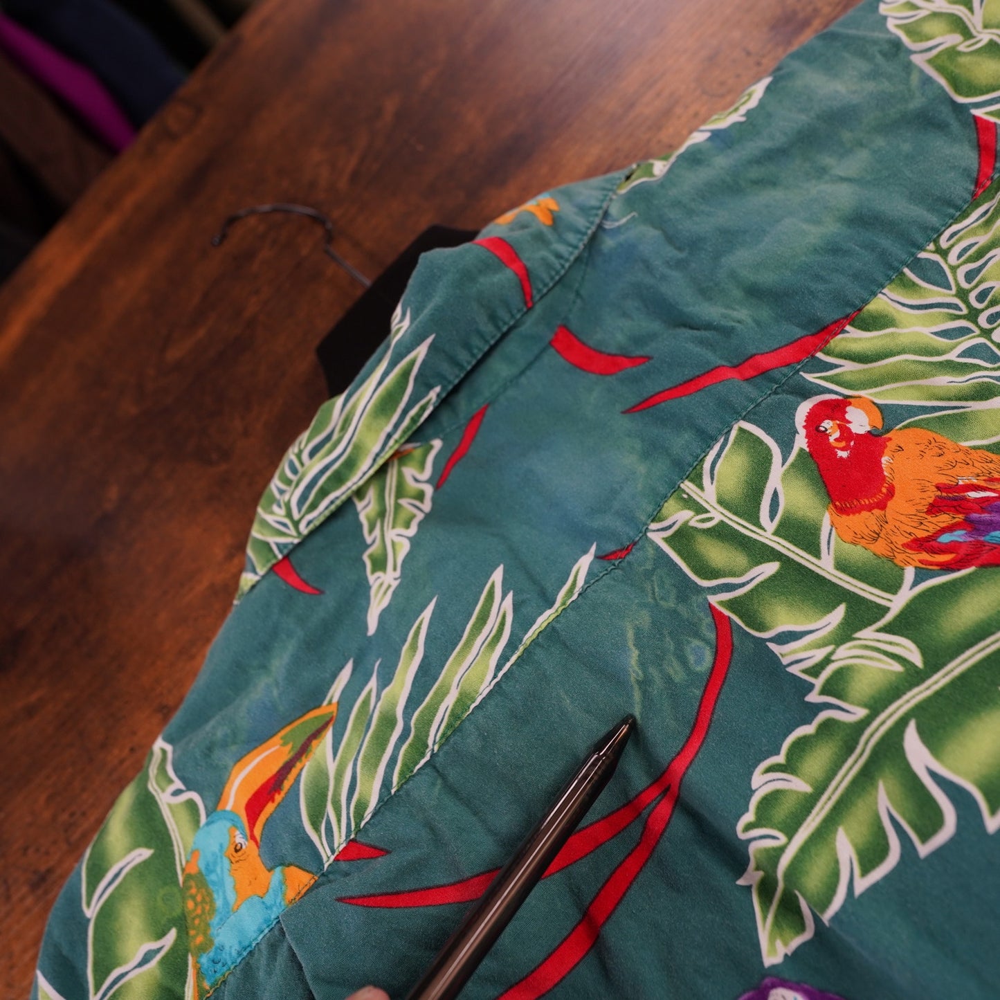 Vintage 90's Go Barefoot Hawaiian Shirt Men's 2XL Floral Parrot Made in USA XXL