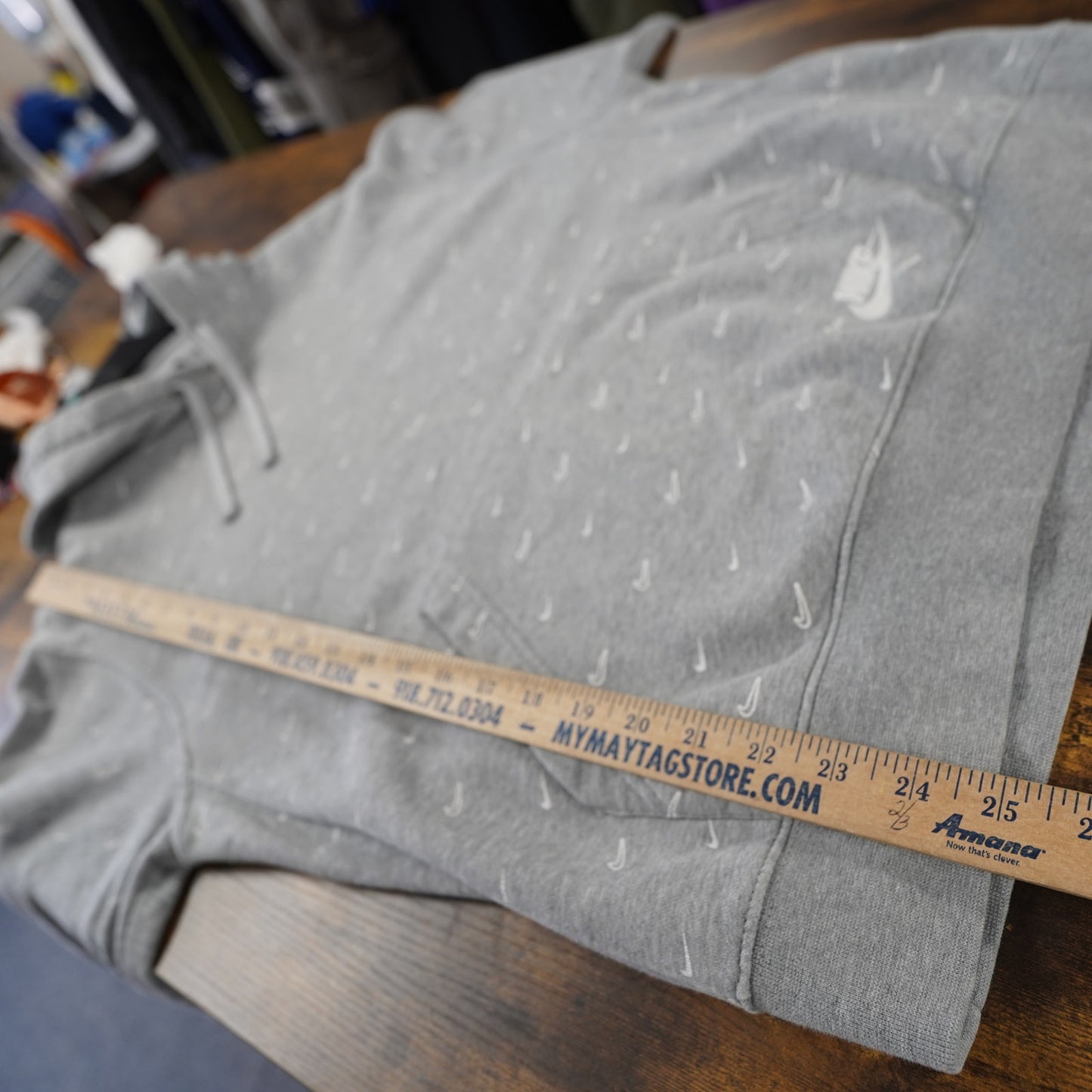 (M) Nike Swoosh All Over Print Check Hoodie Men's M Gray White Embroidered Air Retro