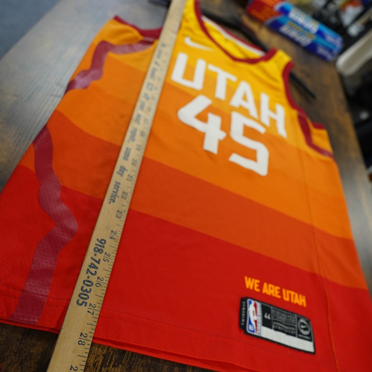 (L) Nike Utah Jazz Donovan Mitchell 2019/20 City Edition Swingman Jersey Men's L 44