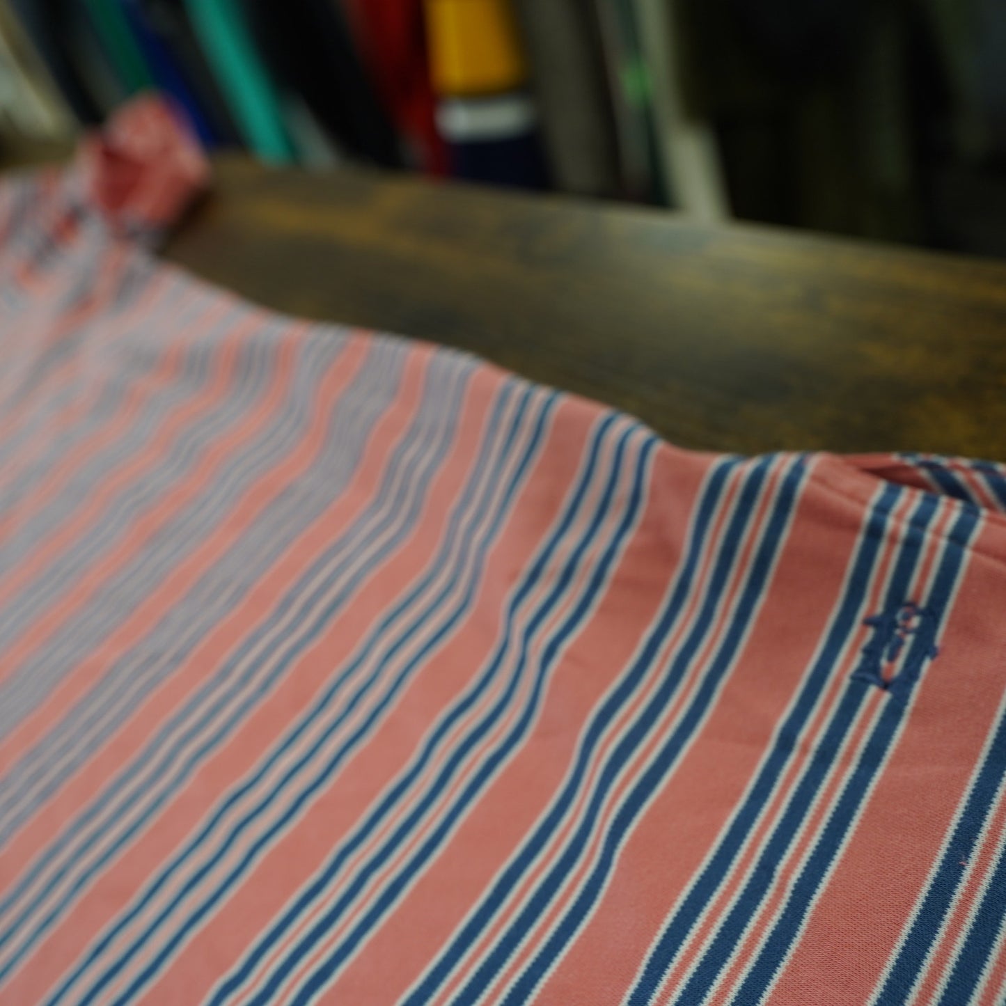 (L) Southern Tide Classic Fit Striped Golf Shirt Men's L Pink Blue Fish Preppy