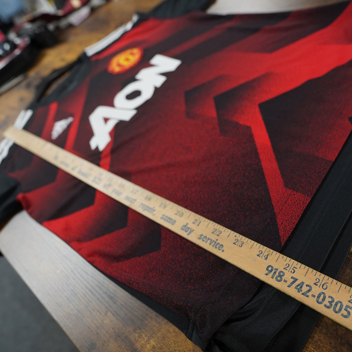 (M) Adidas Manchester United 2017–2018 Pre-Match Jersey Men's M Red Black