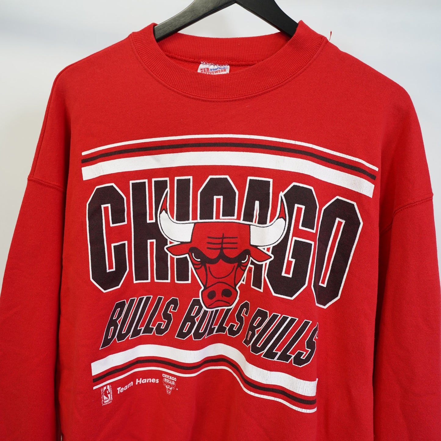 (XL) Vintage Chicago Bulls Crewneck Sweatshirt Men's XL Red Team Hanes Jordan 90s