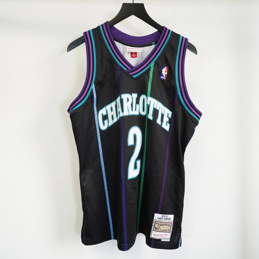 (L) Charlotte Hornets Larry Johnson Mitchell & Ness Basketball Jersey Men's L Black