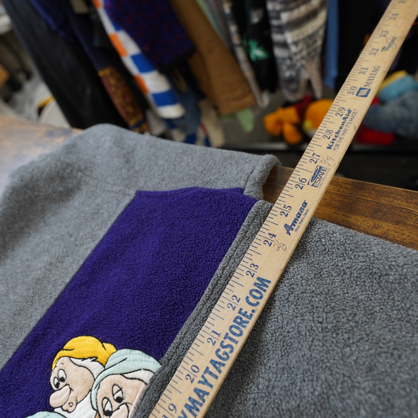 (L) Vintage Snow White 7 Dwarves Stitched Fleece Sweatshirt Men's L Disney Purple