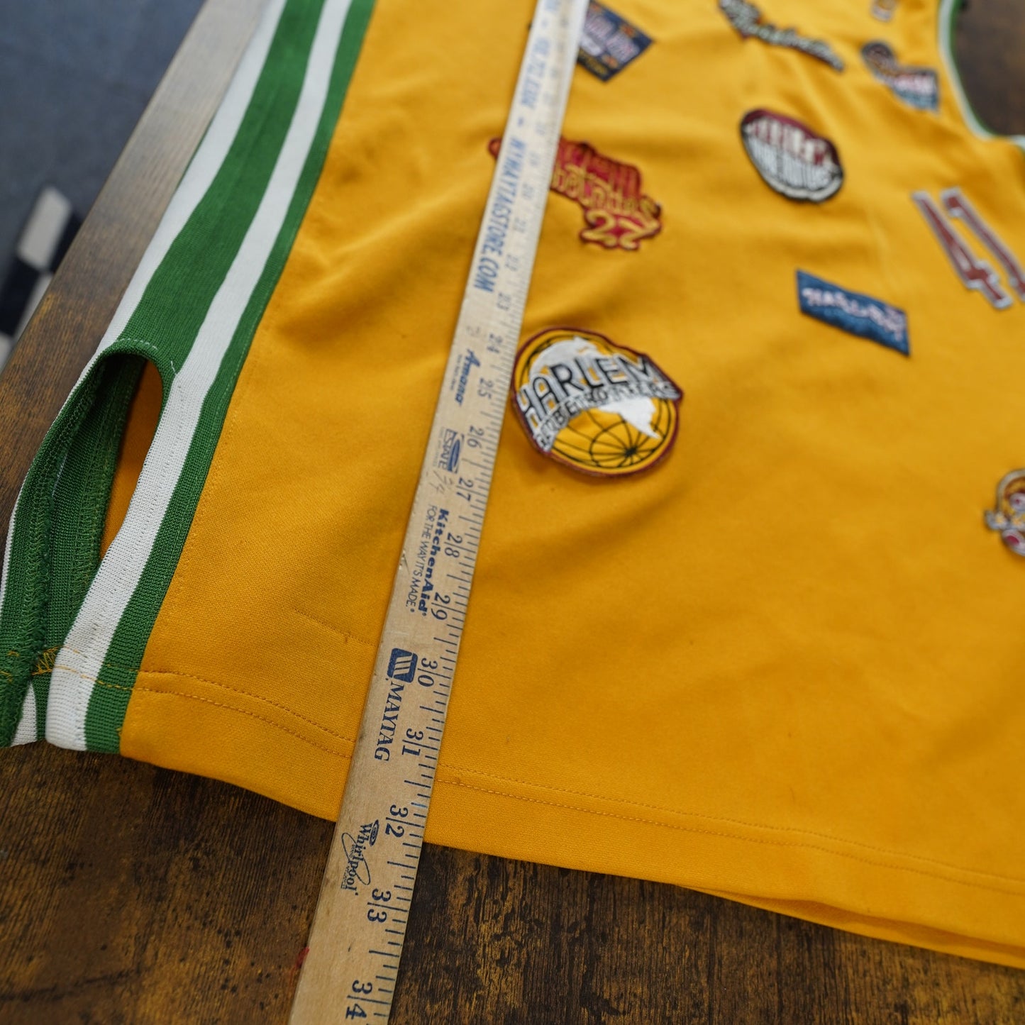 (L) Vintage Fubu Platinum Harlem Globtrotters Patch Basketball Jersey Men's L Yellow