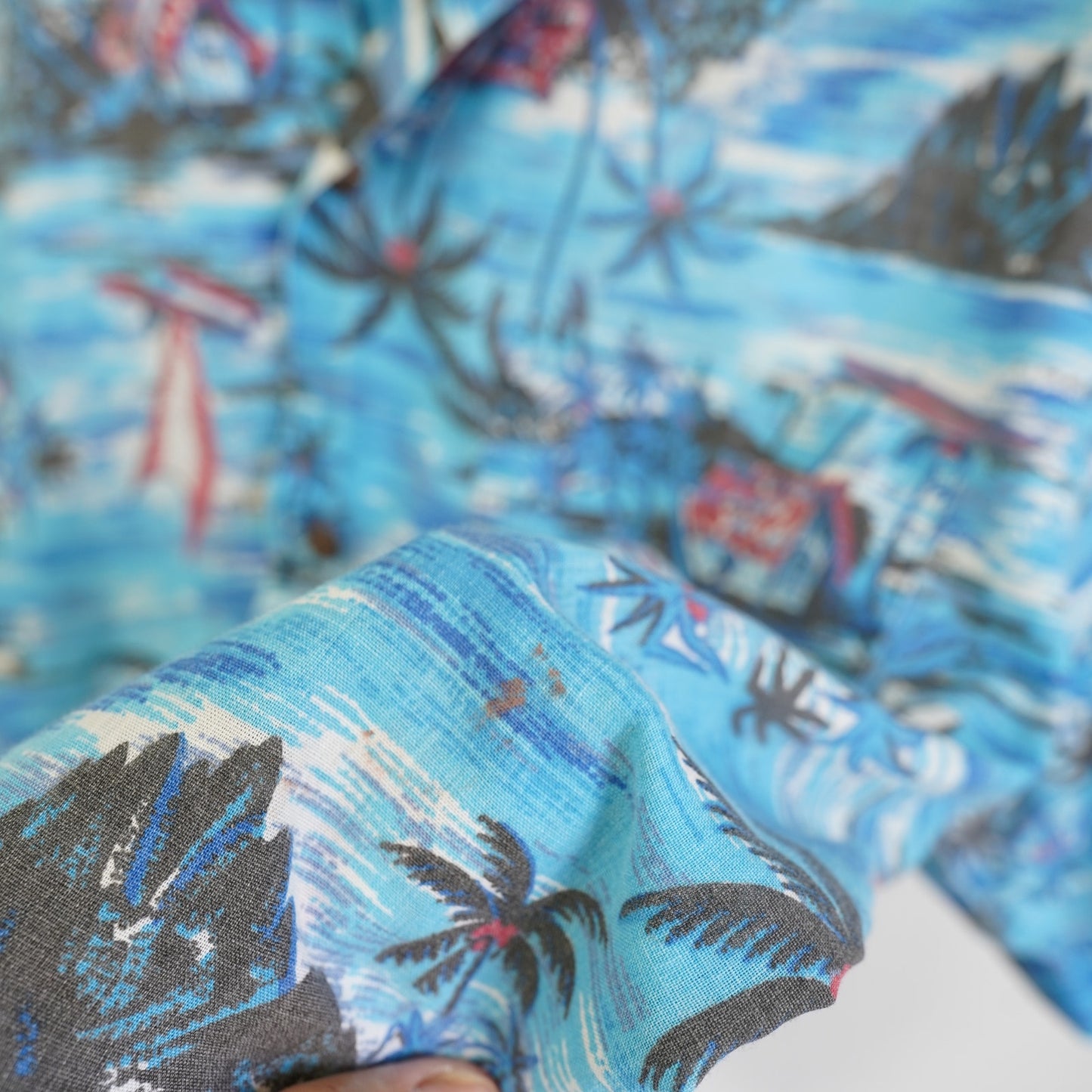 (M) Vintage 90s Hawaiian Shirt Men's M Floral Tropical Surf Made in Hawaii USA Blue