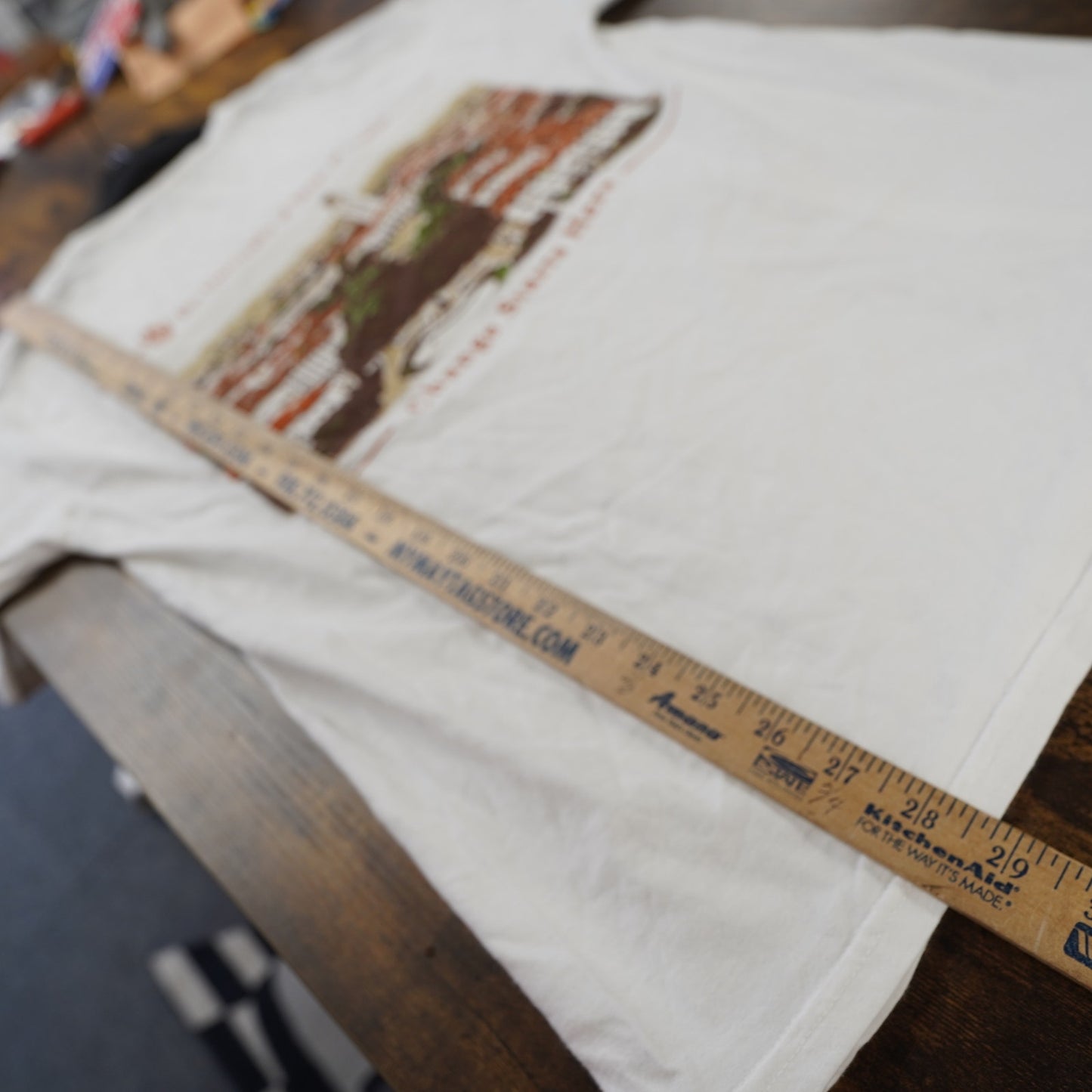 (M) University of Texas Longhorns T-Shirt Men's M White UT Austin Tower College