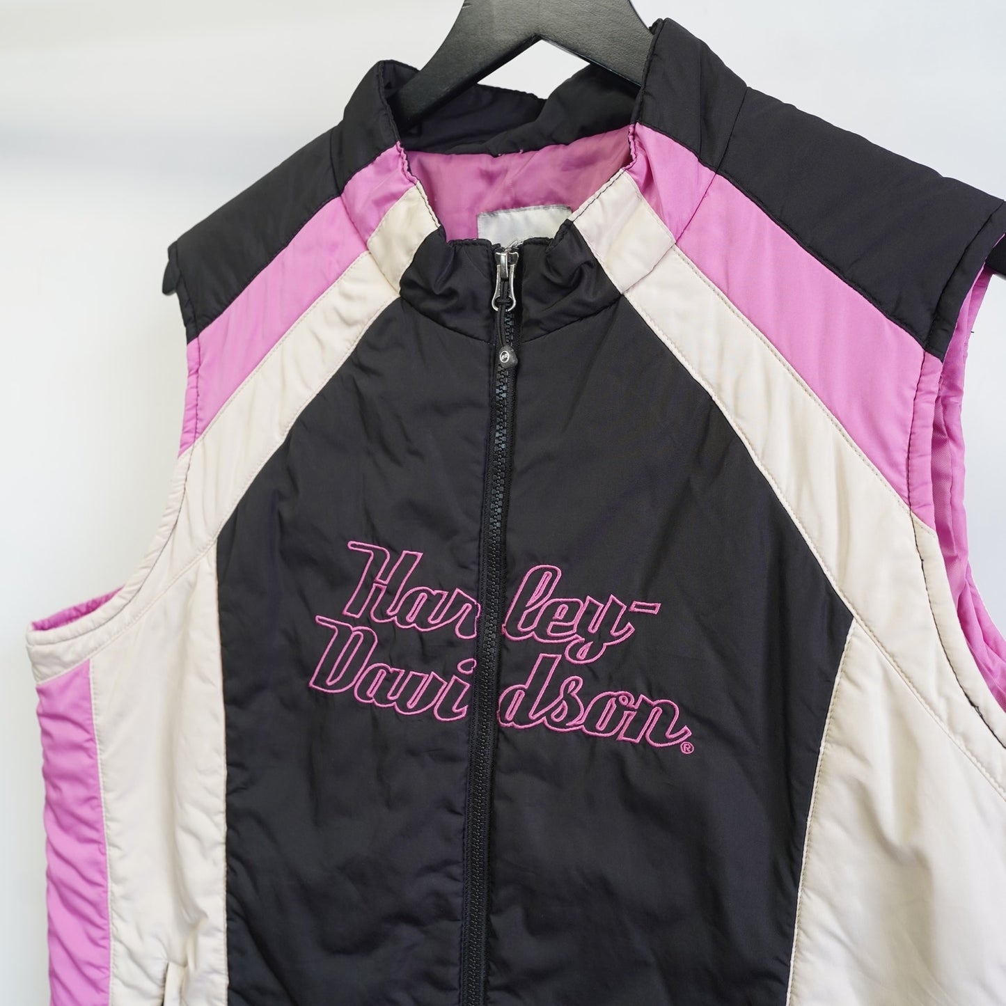(Women's XXL) Vintage Harley Davidson Motorcycles Puffer Vest Women's 2XL Black Pink Y2K