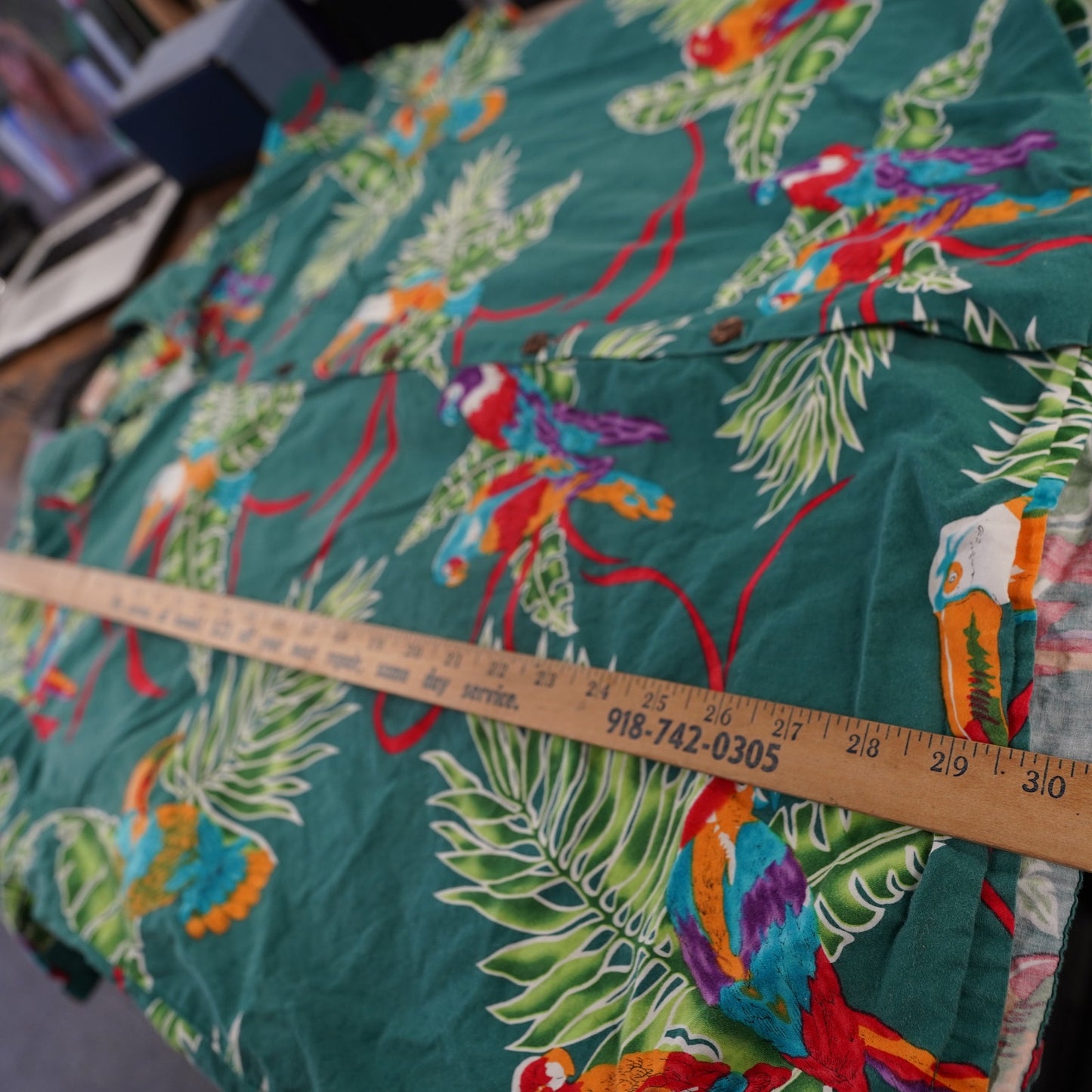 Vintage 90's Go Barefoot Hawaiian Shirt Men's 2XL Floral Parrot Made in USA XXL