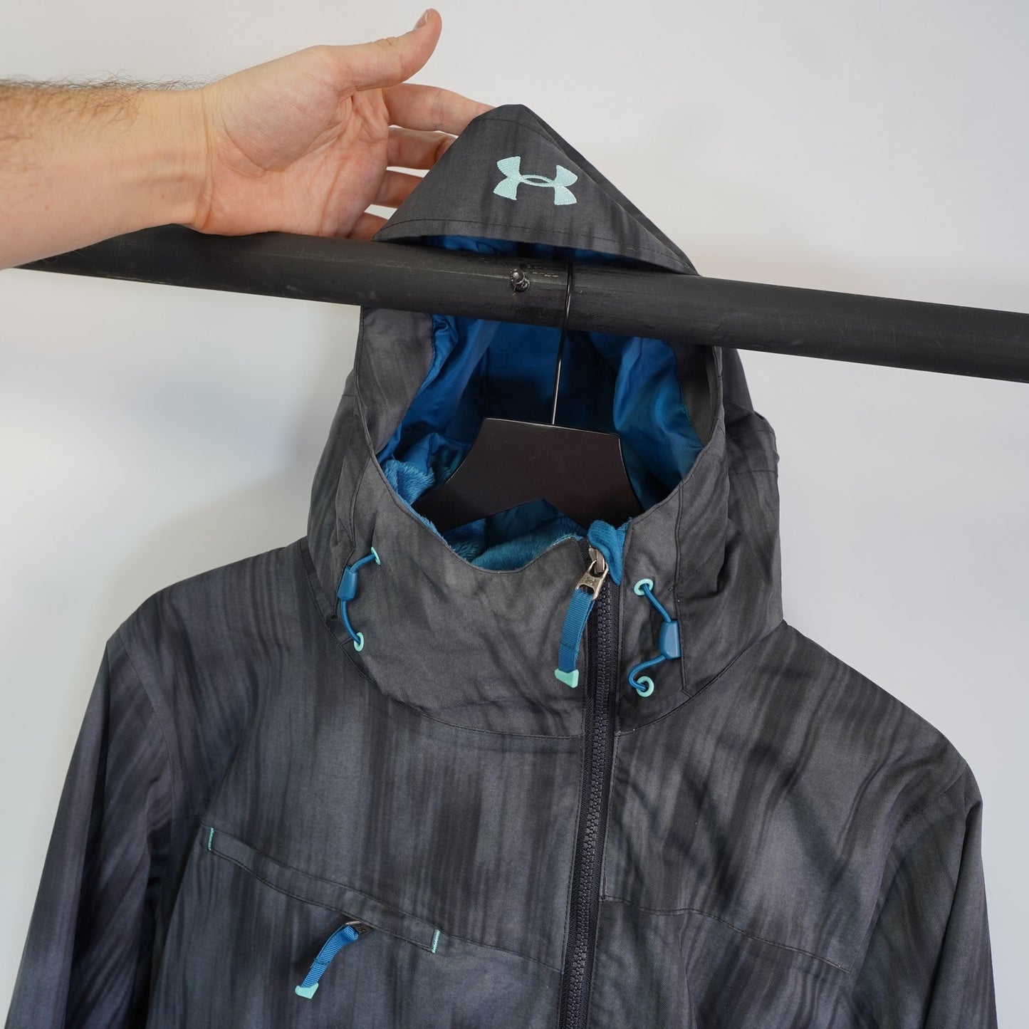 (Women's M) Under Armour Mountain MTN Anorak Jacket Gray Blue Snowboard Gorpcore