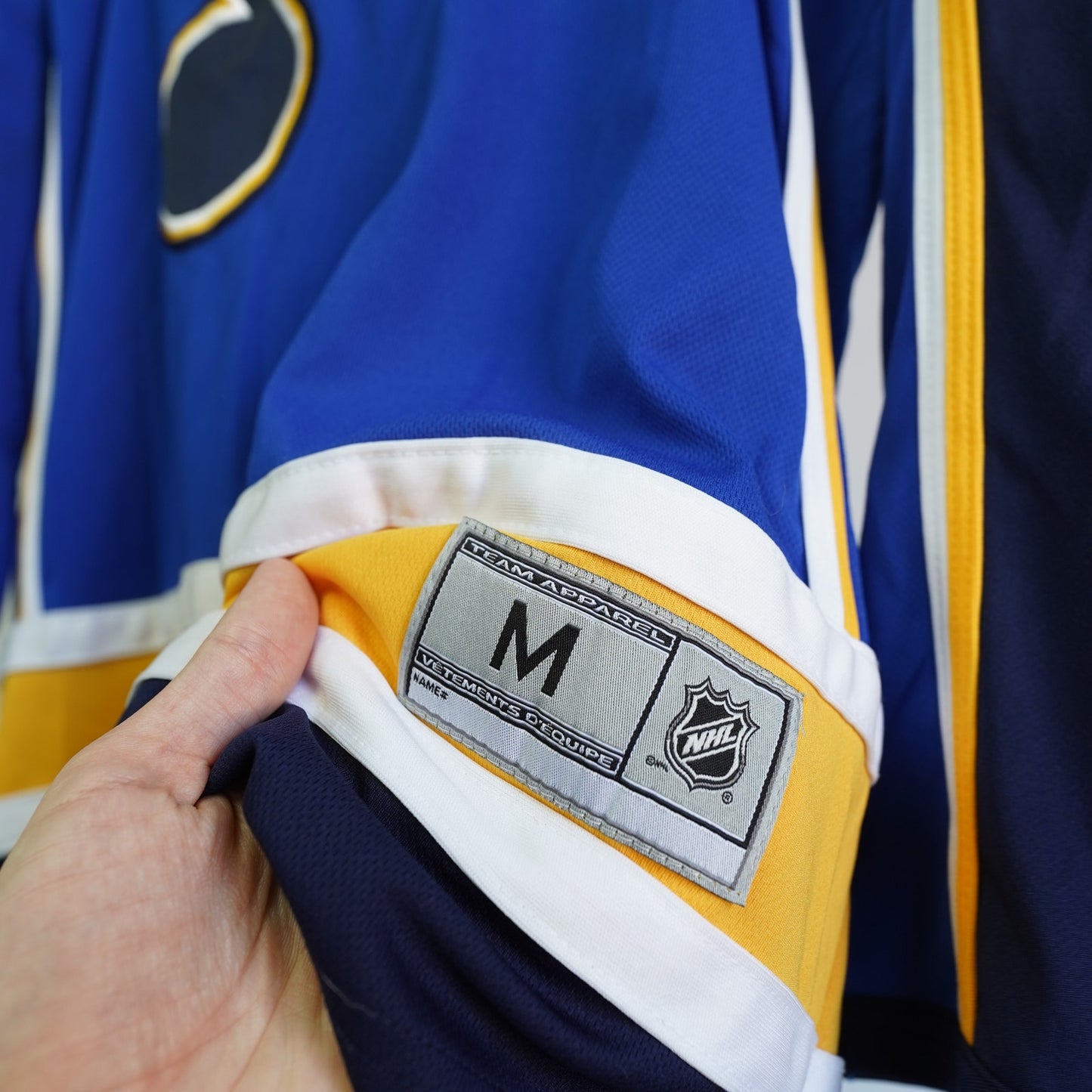 (M) St. Louis Blues Vladimir Tarasenko Authentic NHL Jersey Men's M Blue