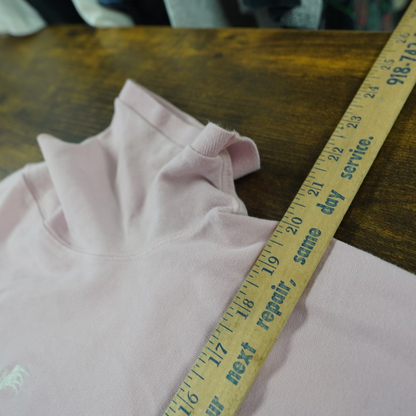 (L) Vintage Abercrombie & Fitch Y2K Moose Logo Polo Shirt Men's L Fitted Pink 2000s