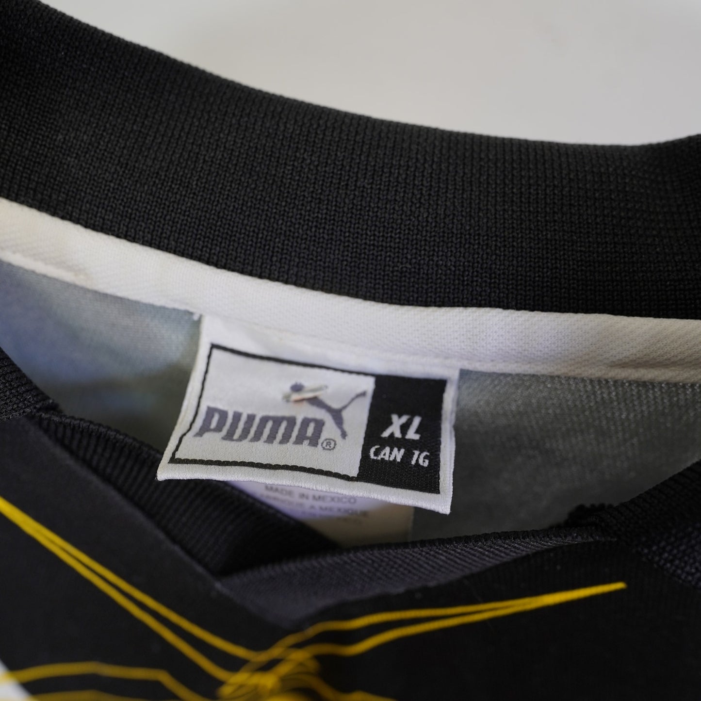 (XL) Vintage Y2K Puma Longsleeve Soccer Goalie Jersey Men's XL Black 2000s Retro