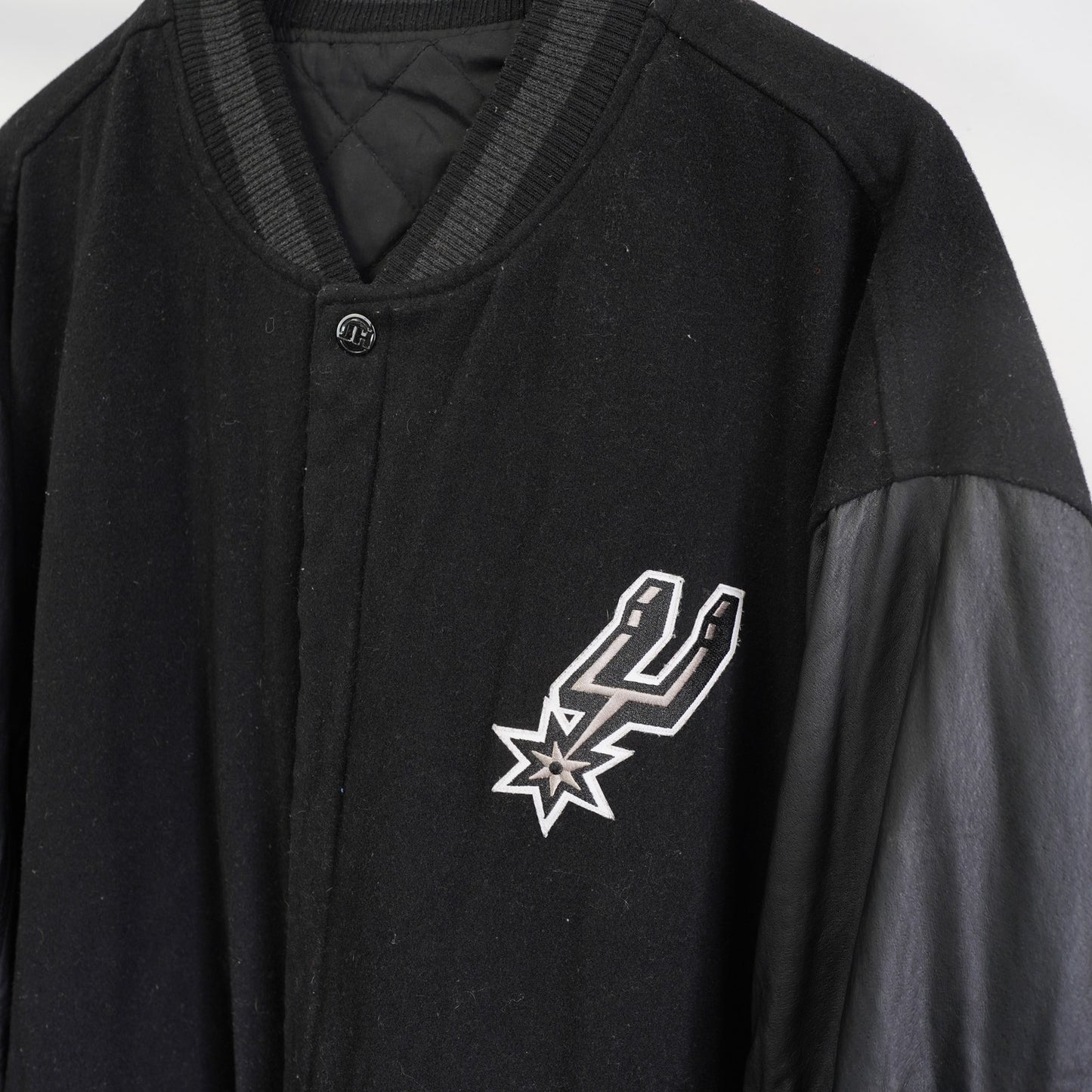 (3XL) Vintage San Antonio Spurs Reversible Varsity Jacket Men's 3XL Black J&H Designs