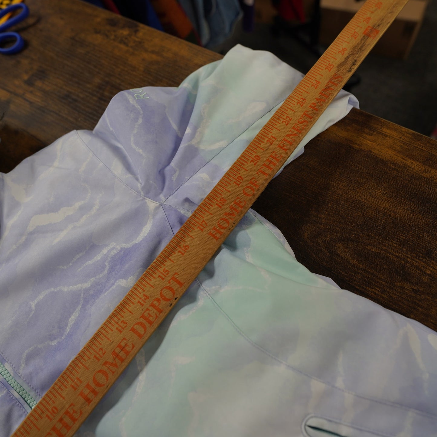 (Women's S) Roxy Jet Ski SE Insulated Dry Flight Snowboard Parka Jacket Women's S White Purple