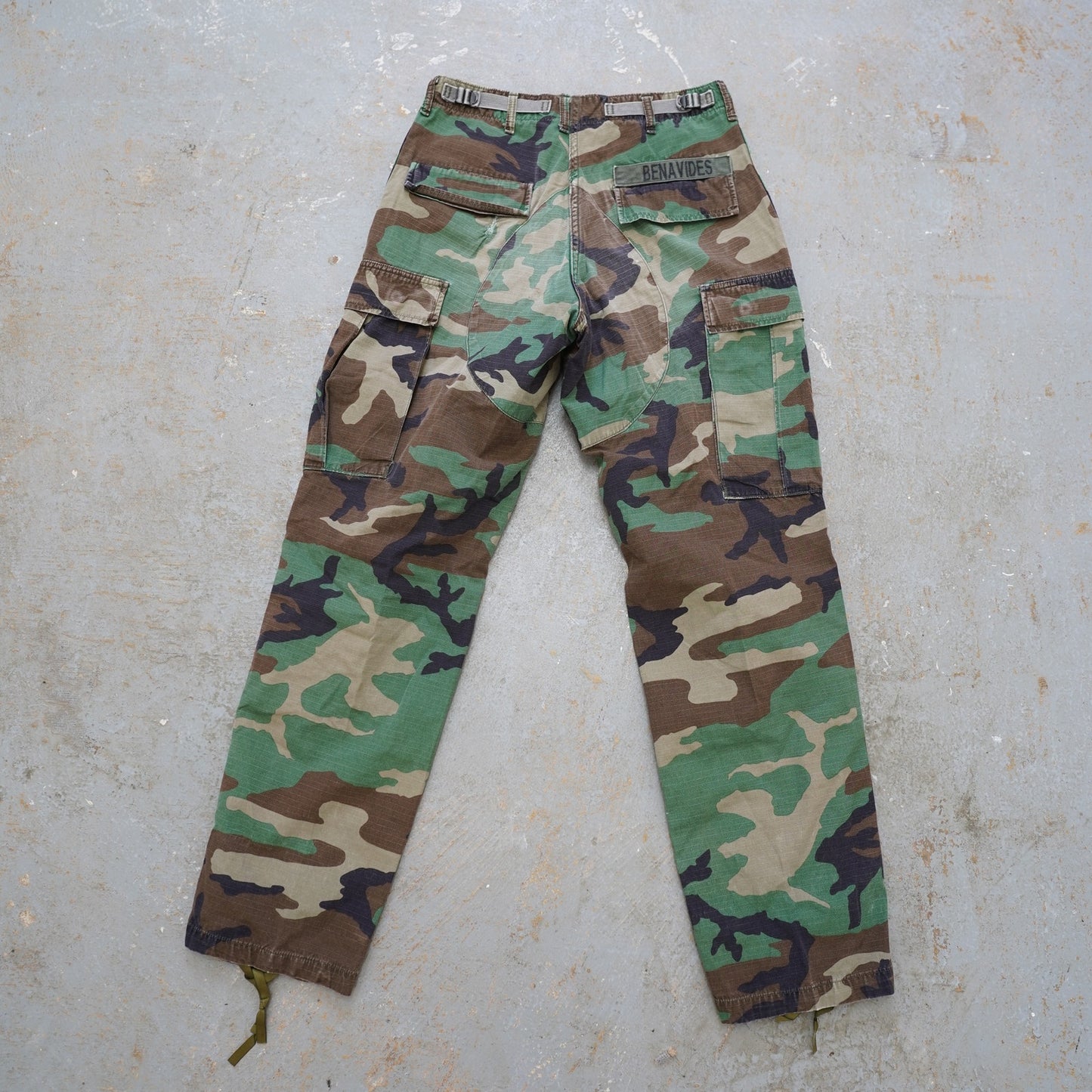 (31x32) Vintage US Military M81 Woodland Camo Cargo Pants Men's 31x32 Army 90s Utility