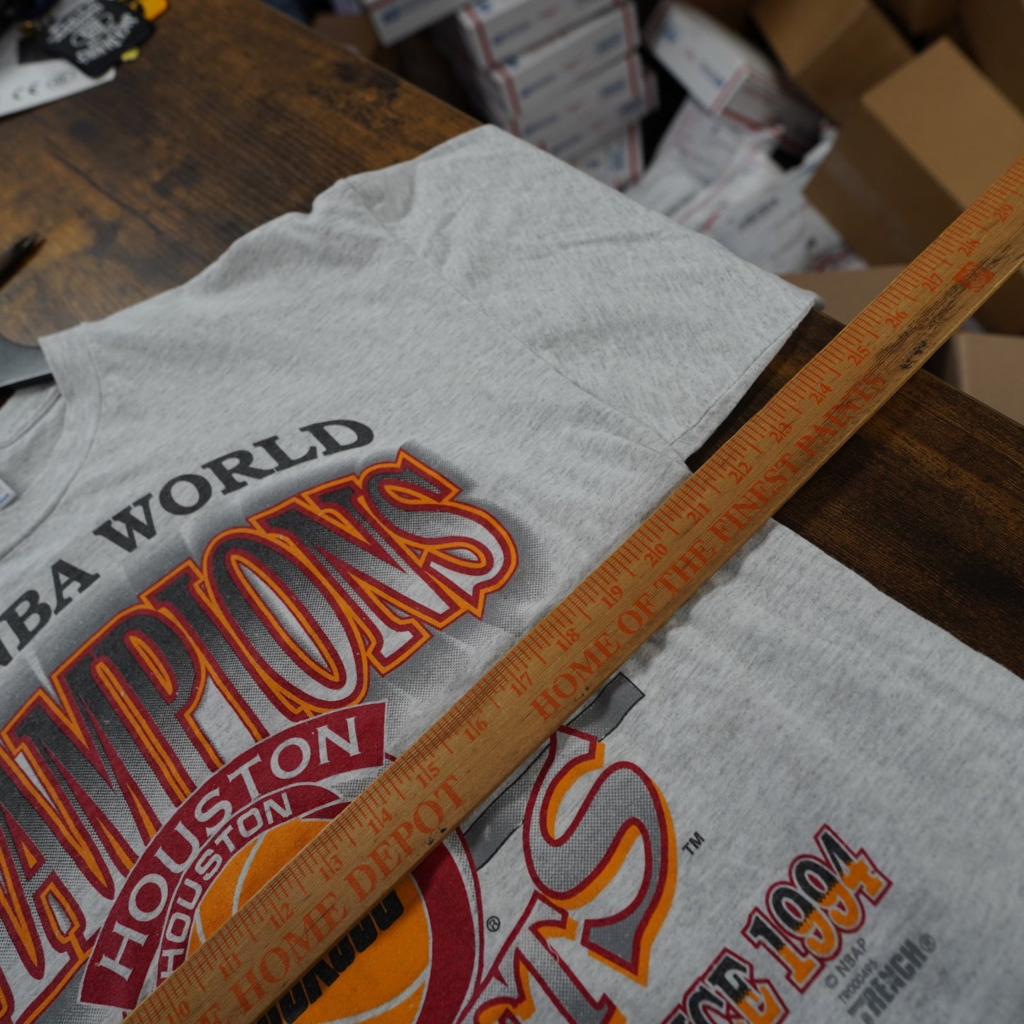 (XL) Houston Rockets Vintage 1994 World Champions T-Shirt Men's XL Gray Retro