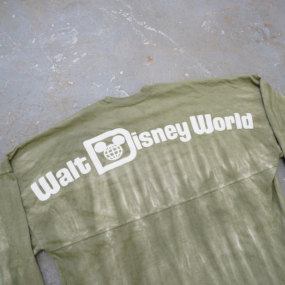 (L) Walt Disney World Parks Spirit Jersey Long Sleeve Green Tie Dye Size Large