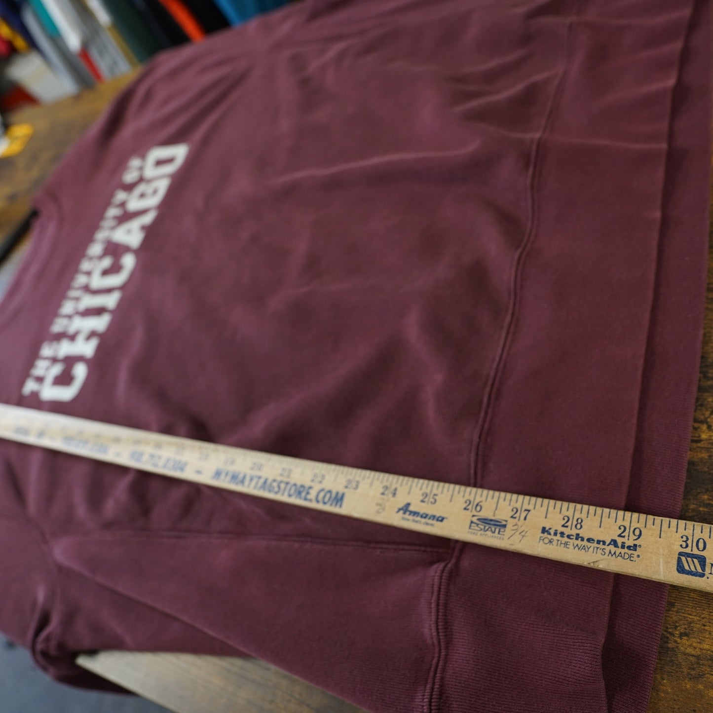 (XL) University of Chicago Vintage Champion Reverse Weave Sweatshirt Men's XL Maroon