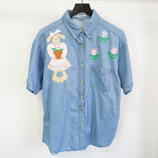 (Women's M) Vintage 90s Sewn Granny Core Easter Bunny Floral Denim Button Up Women's M Blue