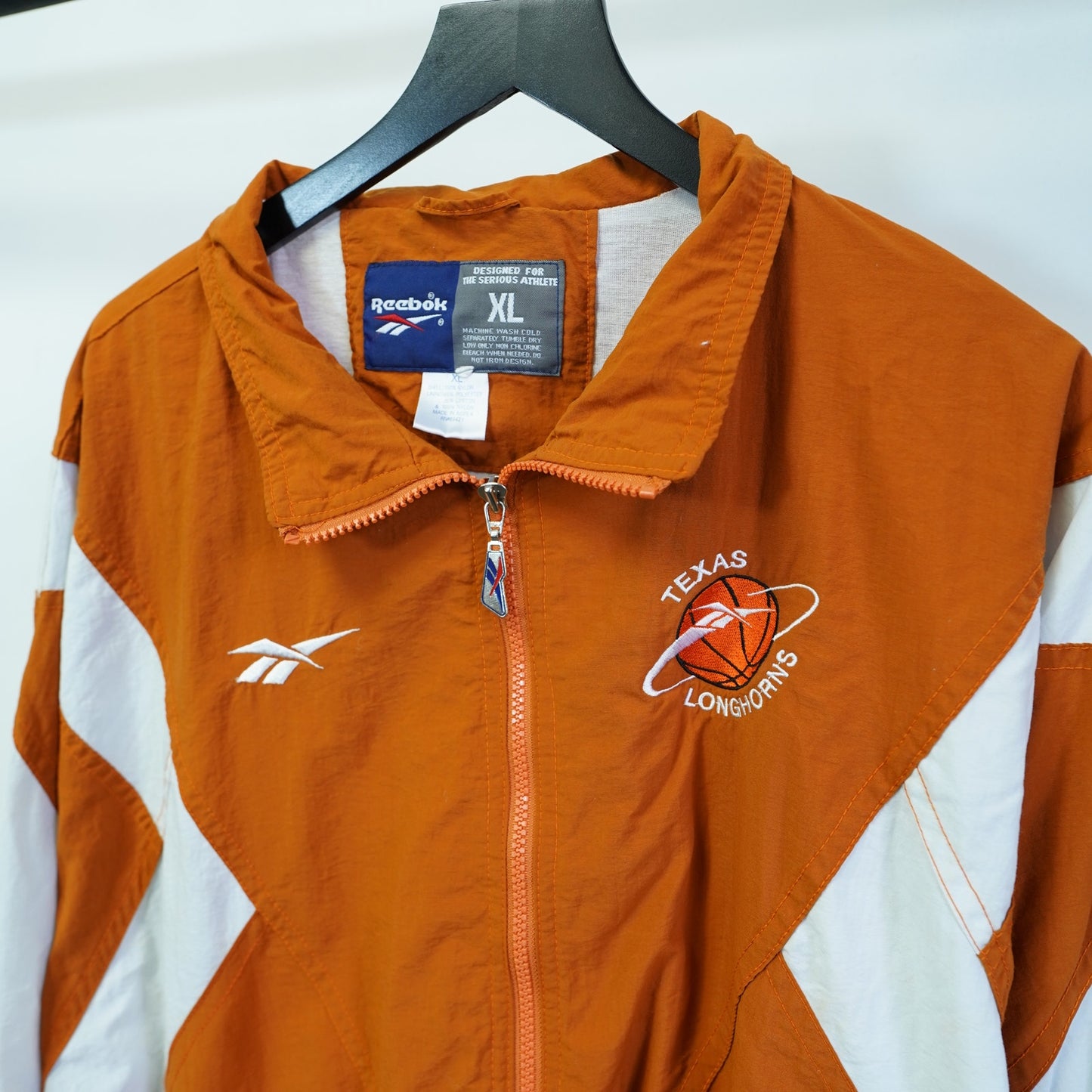 (XL) Vintage Reebok Texas Longhorns Basketball Windbreaker Jacket Men's XL Retro 90s