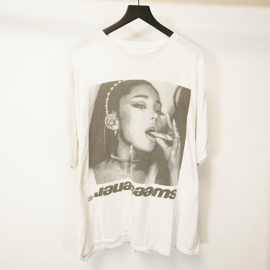 (Women's XXL) Ariana Grande Sweetener White Band World Tour T-shirt Women's XXL Hot Topic