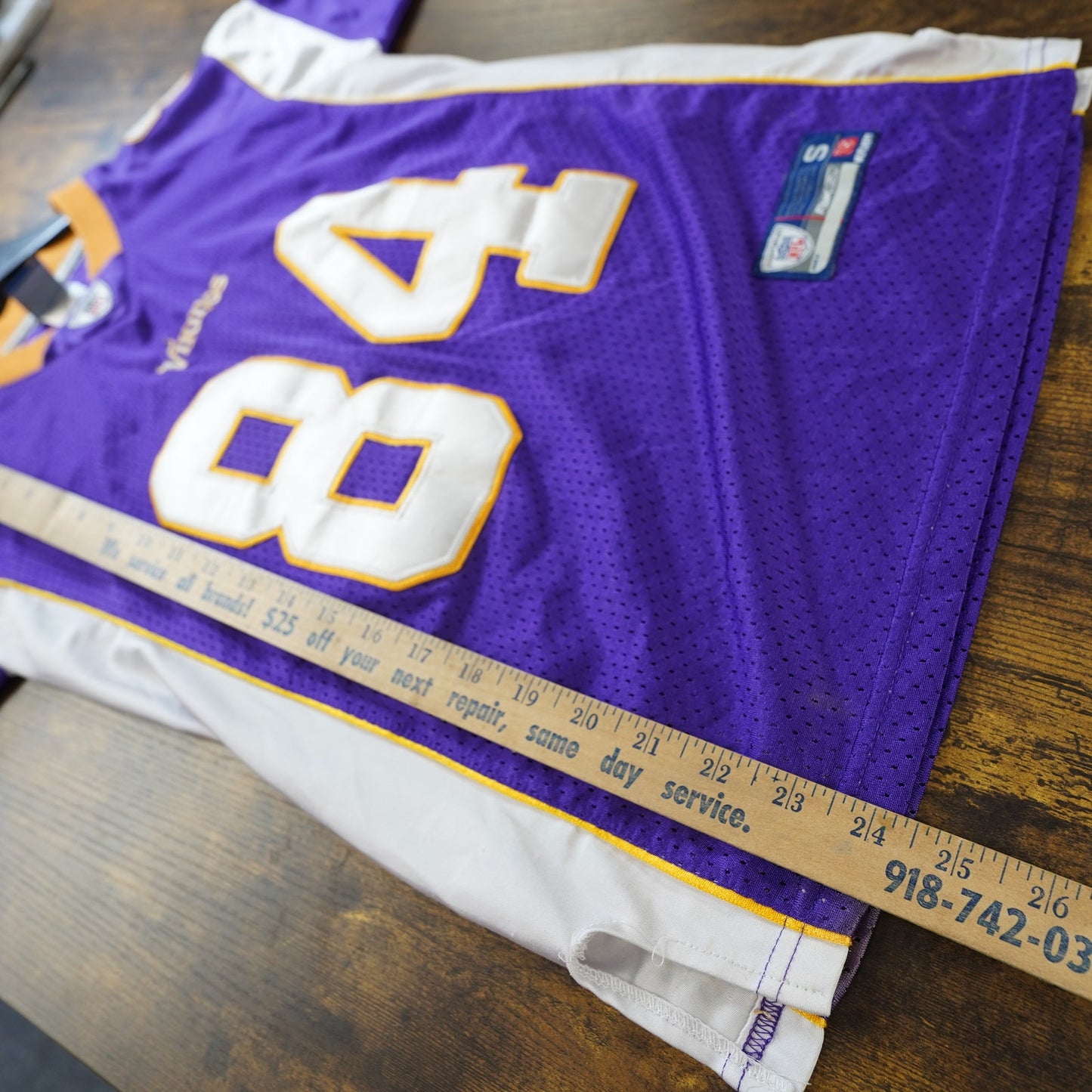 (Youth 10-12) Vintage Minnesota Vikings Randy Moss Reebok Football Jersey Youth 10-12 Purple