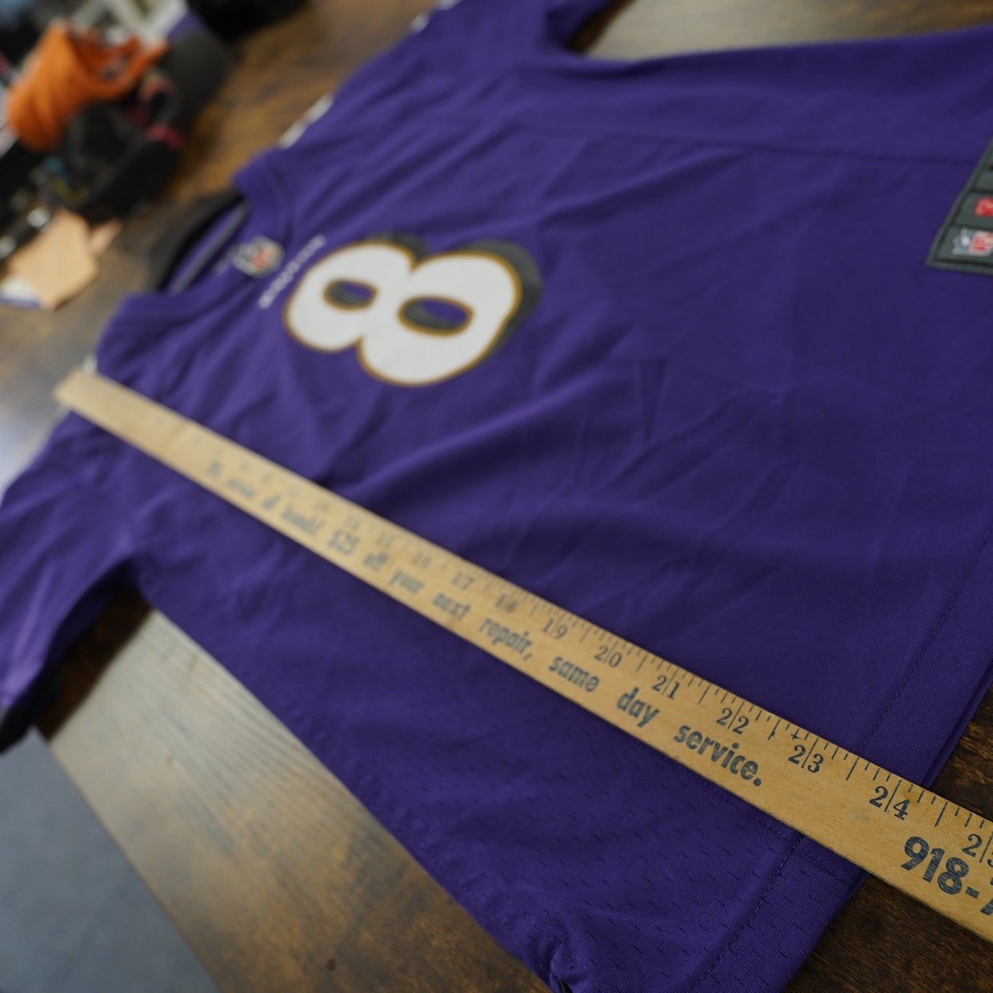 (Boys M) Lamar Jackson Nike On Field Baltimore Ravens Football Jersey Boys M Purple NFL