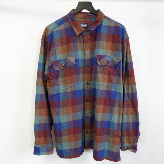 (XL) Patagonia Organic Cotton Flannel Button Up Shirt Men's XL Multicolored Gorpcore