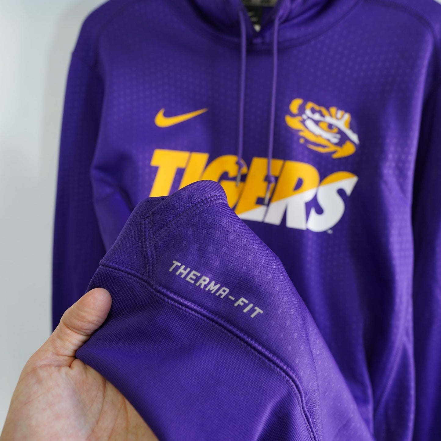 (L) LSU Tigers Nike Therma-Fit Purple Tech Pullover Hoodie Men's L Jacket